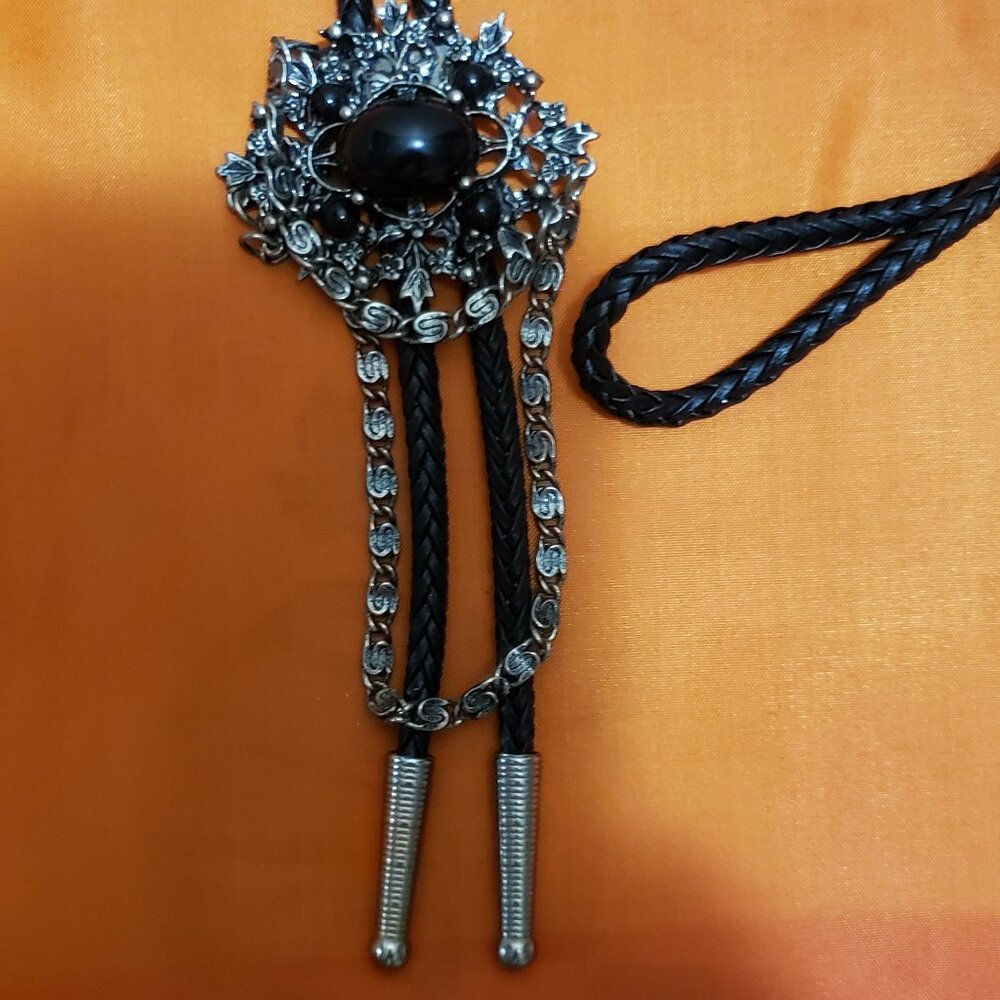 Western Necklace.